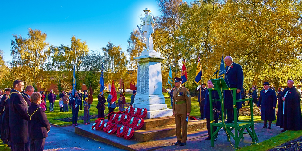 Staveley Town Council Civic Memorial Service - 10th Nov 2013 Staveley Town Council Parade 10/11/13 P1